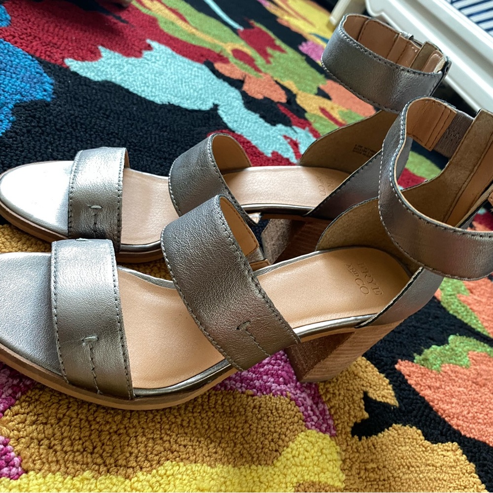 FRYE, summer sandals, size 9.5